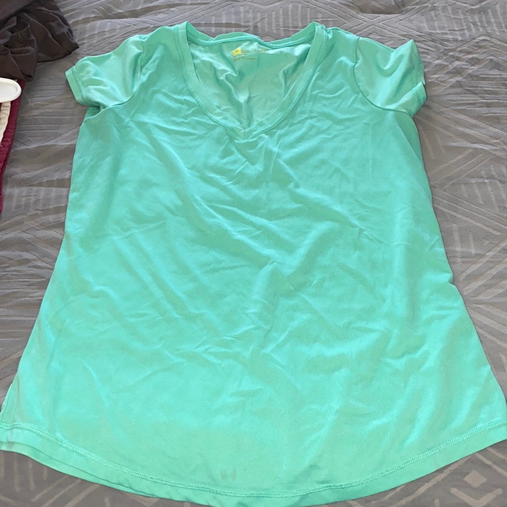 Xersion workout shirt